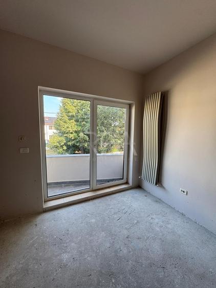 Duplex cu 6 camere cu Canalizare în Pipera