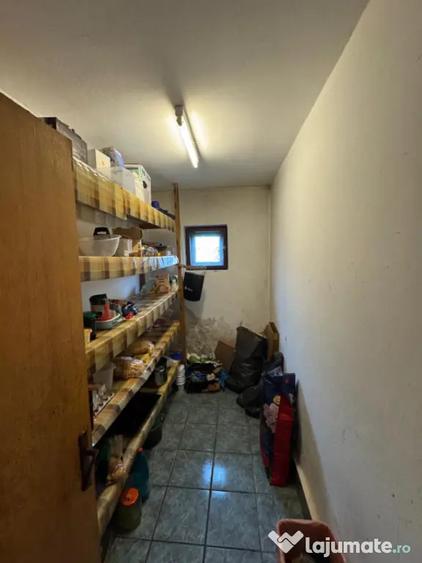Casă cu 6 camere cu Teren 300 Mp în Tăuții-Măgherăuș