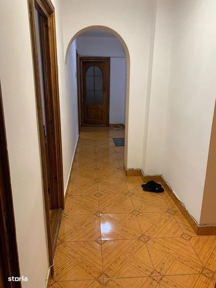 Apartament cu 4 camere în Central