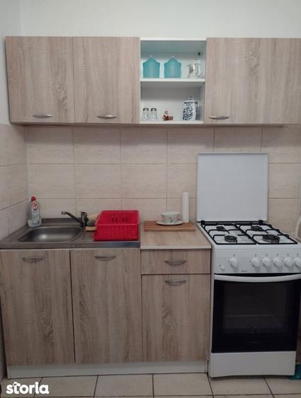 Garsonieră decomandată în Rahova