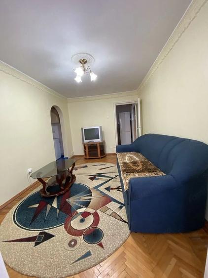 Apartament cu 2 camere decomandat în Micro 38