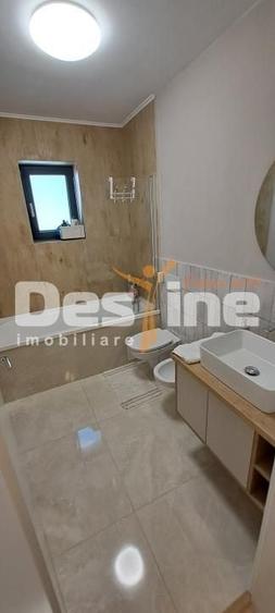 Casă individuală cu 4 camere cu Canalizare în Miroslava