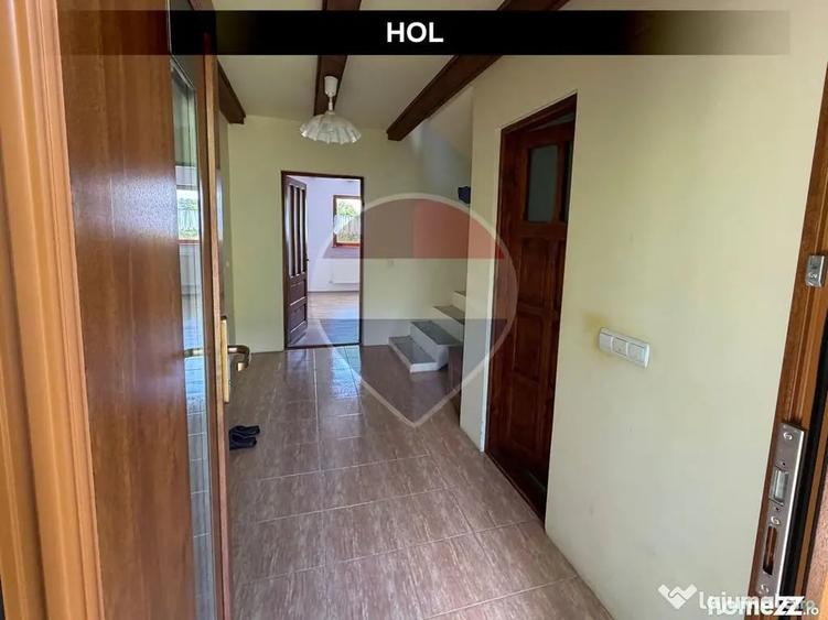 Casă cu 3 camere cu Teren 1594 Mp în Valea Borcutului