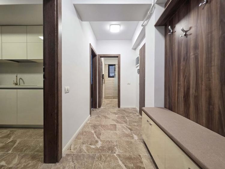 Apartament cu 2 camere decomandat, mobilat în P-ța Ovidiu