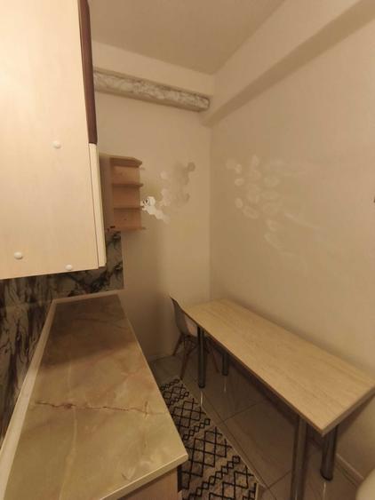 Casă cu 1 camere decomandat în Județean