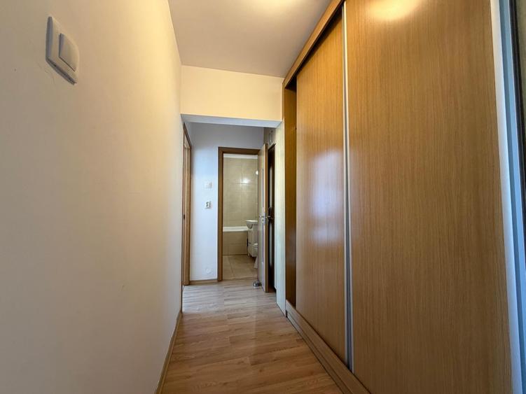 Apartament cu 4 camere decomandat în Pantelimon