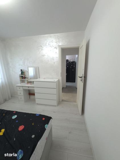 Apartament cu 2 camere semidecomandat în 1 Mai