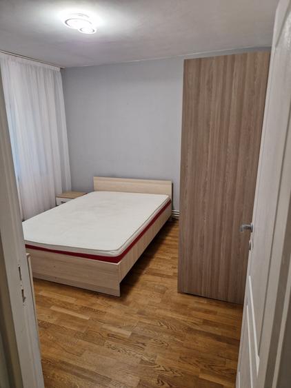 Apartament cu 2 camere decomandat în Soarelui