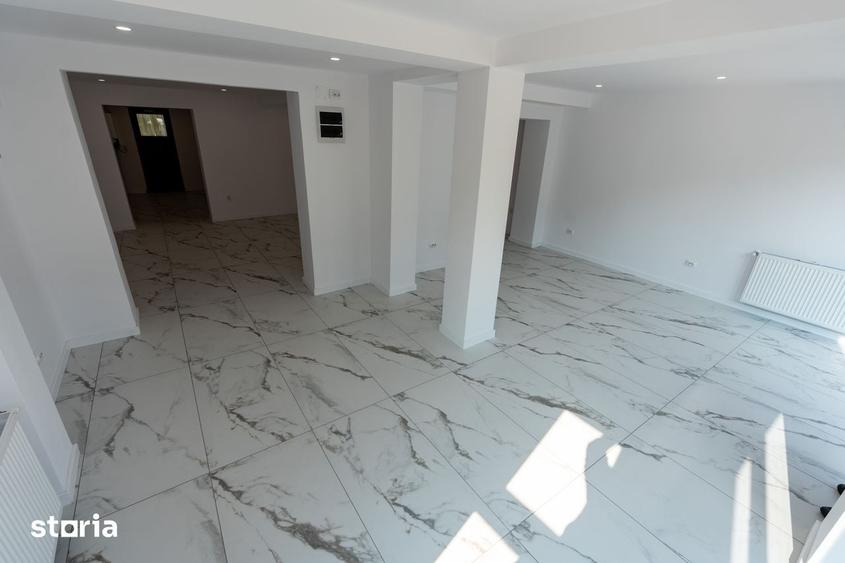 Spațiu comercial, de 75 mp, în Central