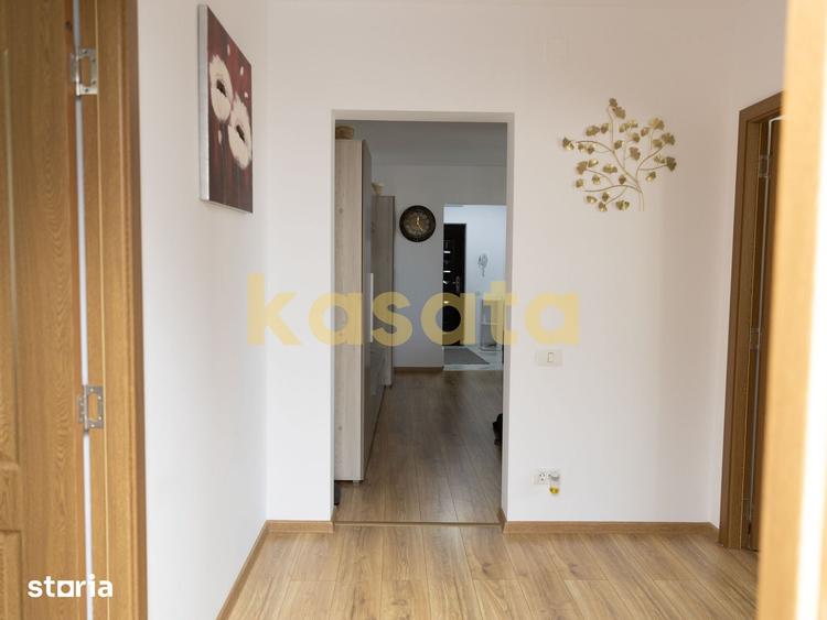 Apartament cu 3 camere în Tei