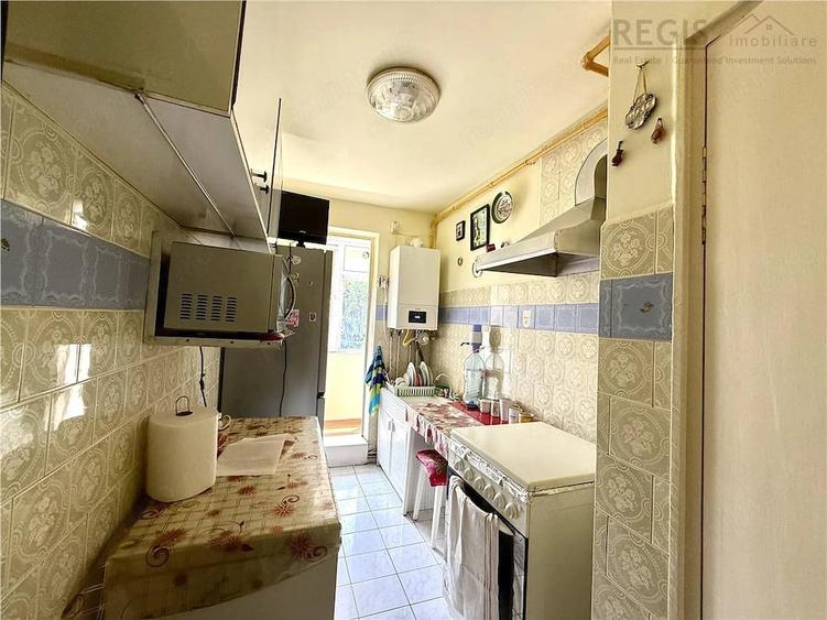 Apartament cu 3 camere în Astra