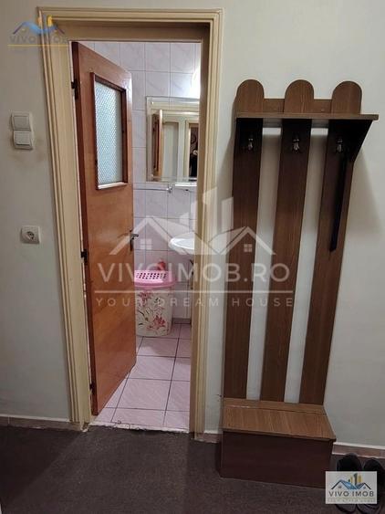 Garsonieră decomandată în Unirii