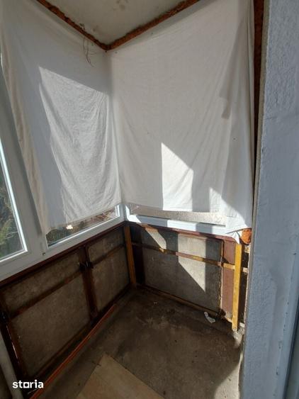Apartament cu 3 camere în Calea București