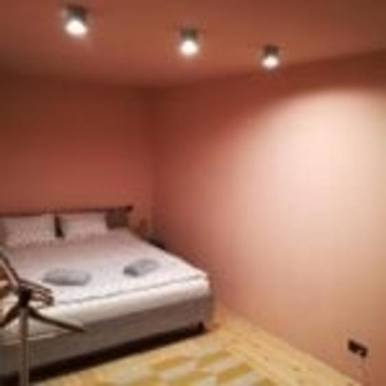 Apartament cu 3 camere decomandat, mobilat în Ultracentral
