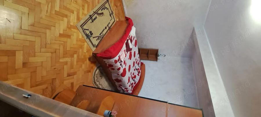 Garsonieră decomandată în Dunărea