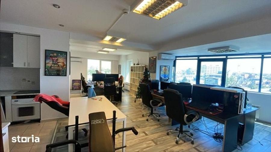 Apartament cu 4 camere decomandat în Eminescu