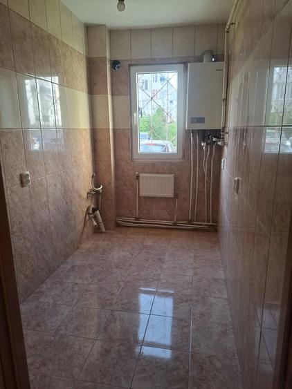 Vand apartament 3 camere - 1