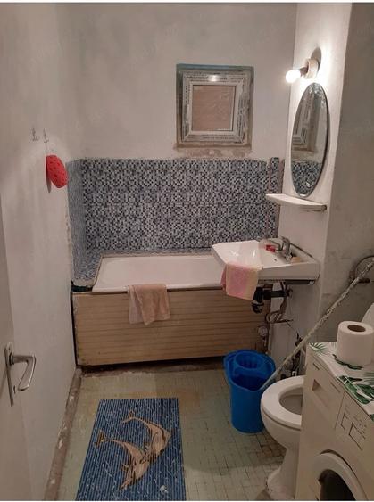 Apartament cu 2 camere semidecomandat în Badea Cârțan