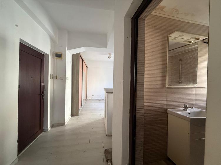 Apartament cu 2 camere decomandat în Ultracentral