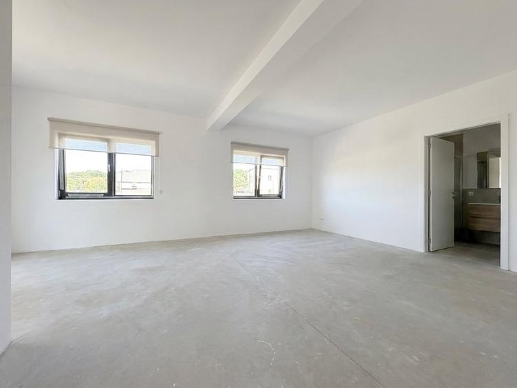 Duplex cu 4 camere cu Canalizare în Giarmata-Vii