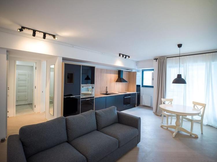 Apartament cu 2 camere decomandat, mobilat în Tineretului