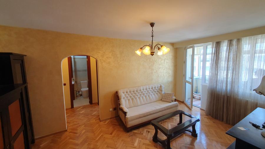 Apartament cu 2 camere semidecomandat, mobilat în Drumul Taberei