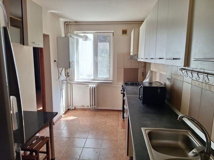Apartament cu 4 camere circular în Tomis Nord
