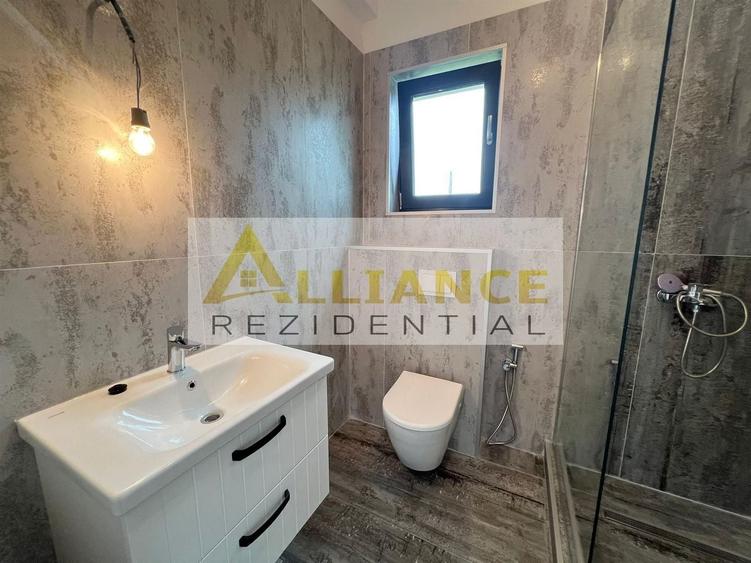 Casă individuală cu 3 camere decomandat cu Canalizare în Berceni