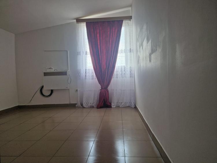 Casă cu 3 camere cu Teren 35 Mp în Cumpăna