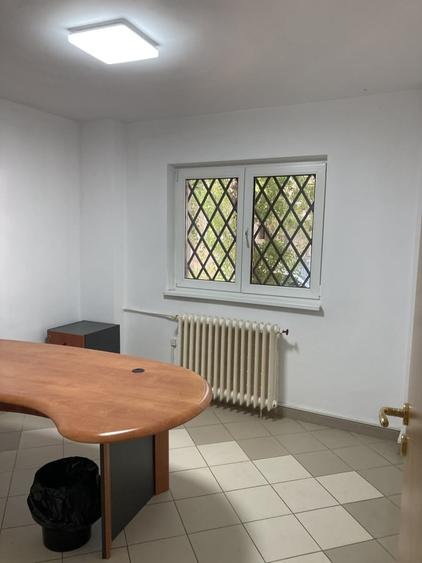 Apartament semidecomandat în Moșilor