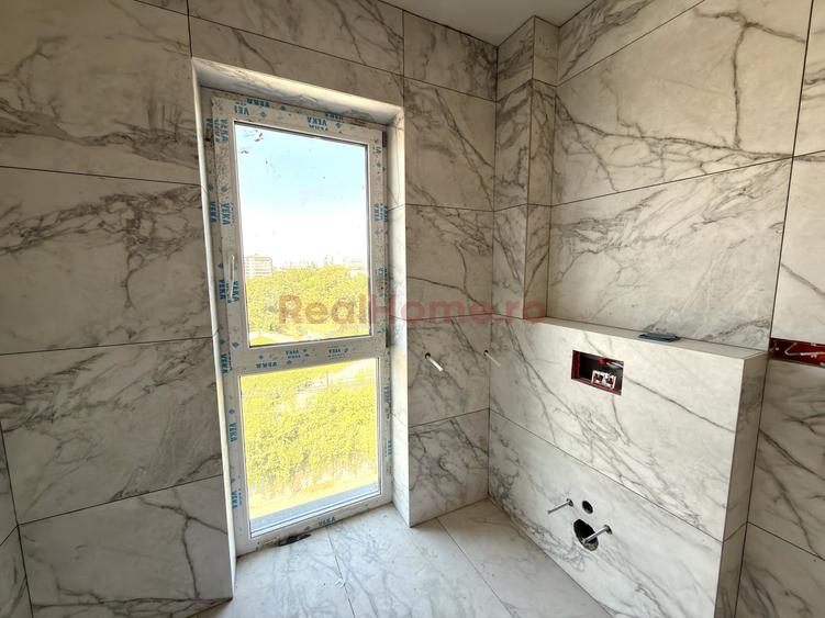 Apartament cu 4 camere decomandat în 1 Decembrie 1918