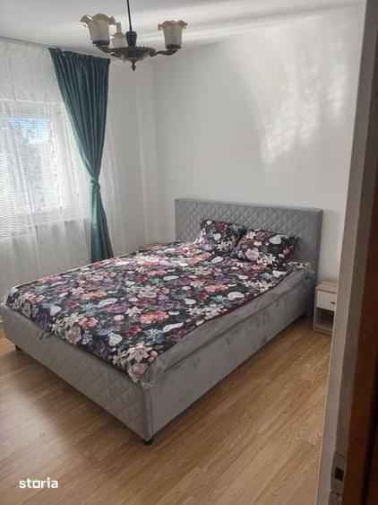 Apartament cu 2 camere decomandat în Calea București