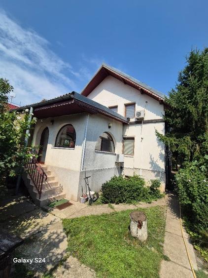 Casă cu 5 camere cu Teren 1200 Mp în Ultracentral