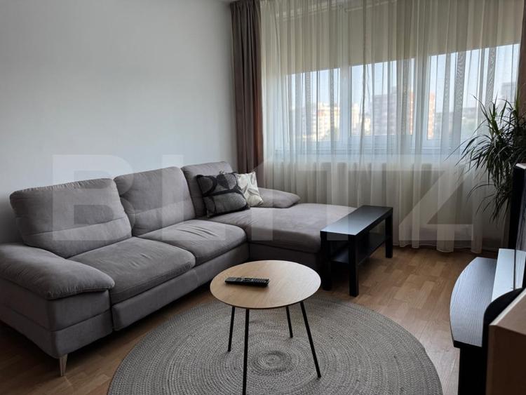 Apartament cu 2 camere semidecomandat, mobilat în Ultracentral