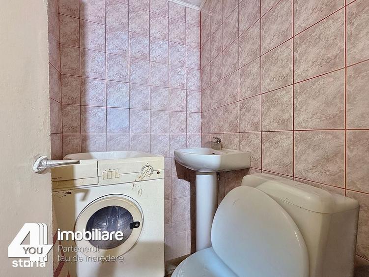 Apartament cu 3 camere semidecomandat în Central