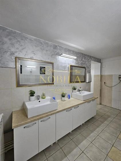 Spațiu comercial, de 550 mp, în Central
