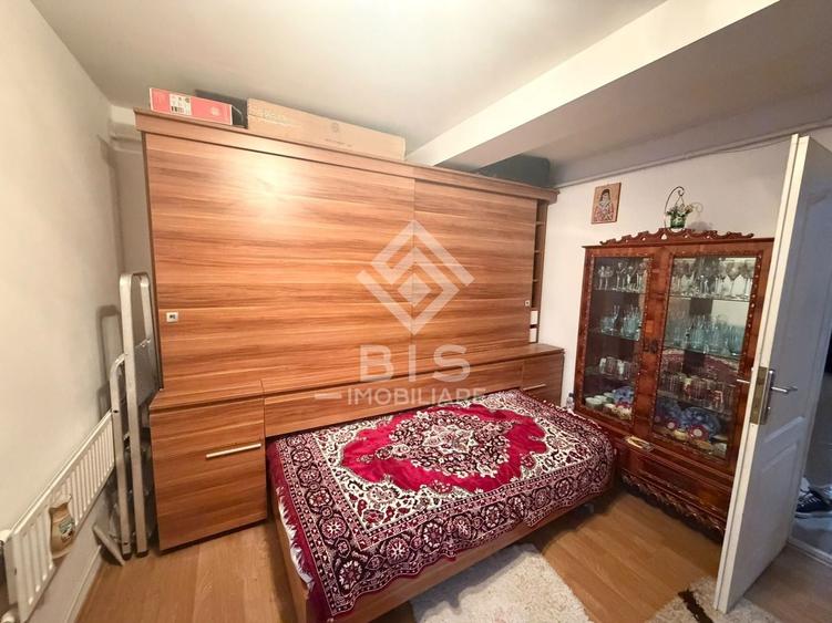 Garsonieră decomandată în Sud
