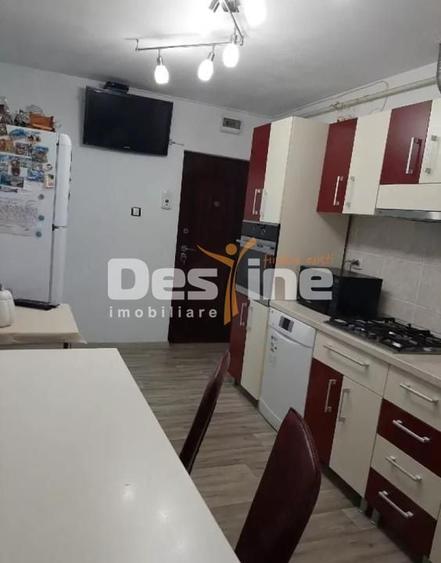 Apartament cu 2 camere decomandat, mobilat în Dâmbovița