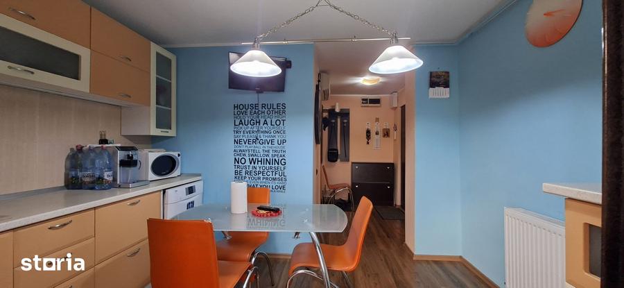 Apartament cu 3 camere decomandat în Mazepa 2