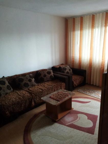 Ofer spre inchiriere apartament doua camere zona piata aurora - 3