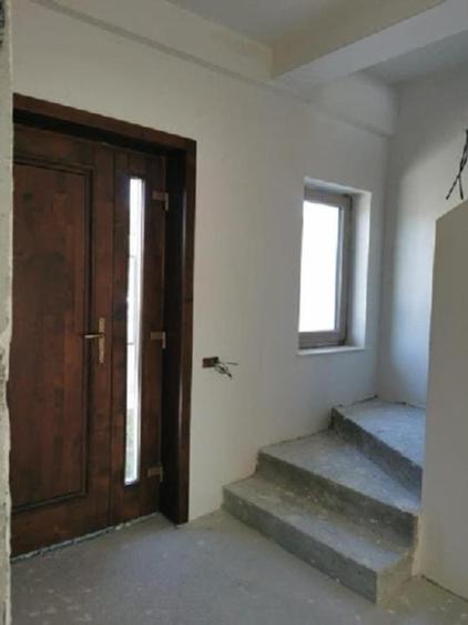 Duplex cu 4 camere cu Teren 246 Mp în Tomis Nord