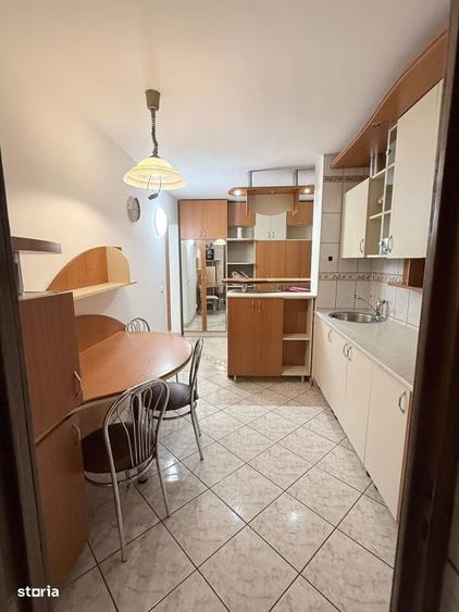 Apartament cu 3 camere în Canta