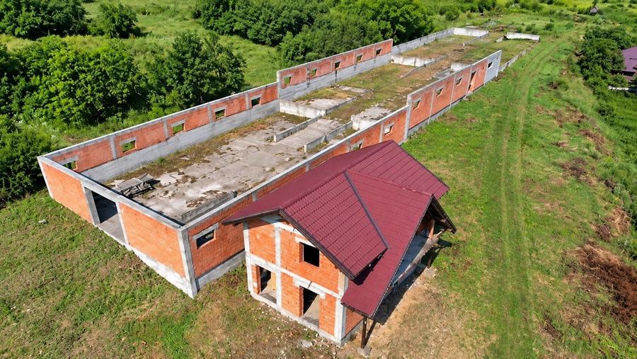 Vand casa plus anexa agricole sau industriale - 7