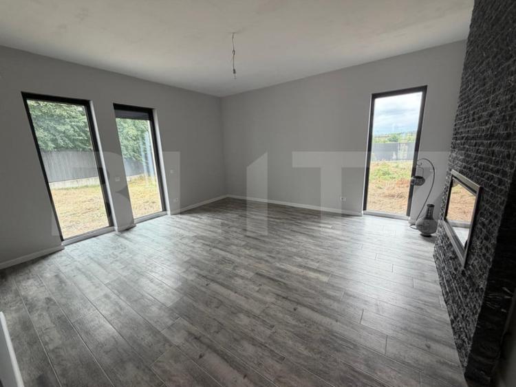 Casa individuala, 252 mp, teren, 800 mp, zona Burdujeni - 11