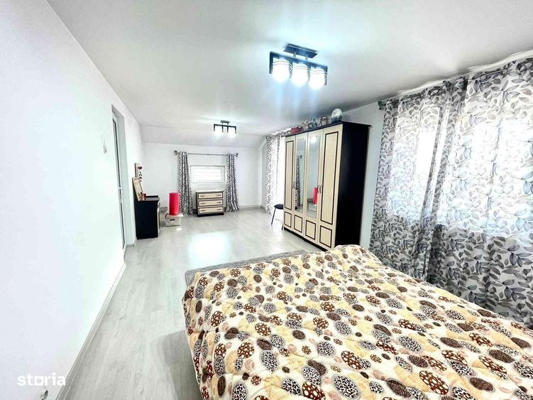 Casă cu 4 camere în Lilieci