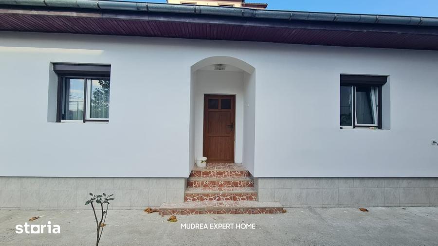 Casă cu 3 camere cu Teren 400 Mp în Central