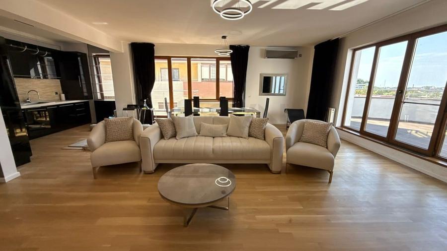 Apartament cu 3 camere semidecomandat, mobilat în Herăstrău