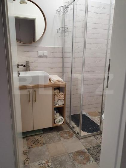 Apartament de vanzare, 3 camere, 2 bai, garaj + boxa, zona Subcetate - 15