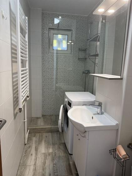 Apartament cu 2 camere nedecomandat în Tomis Nord