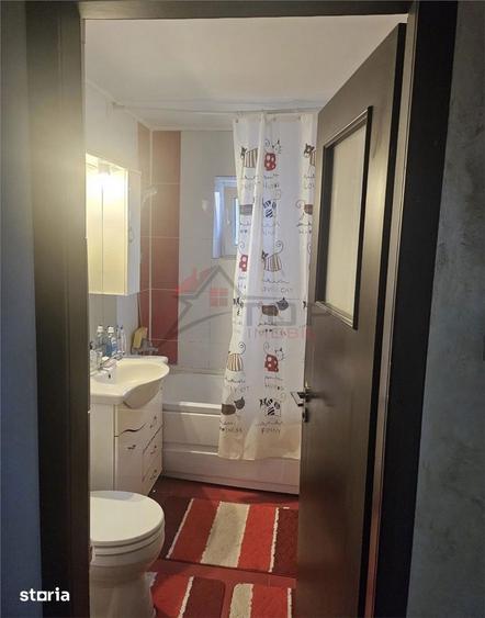 Apartament cu 3 camere decomandat, mobilat în Cug